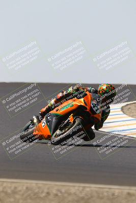 media/Sep-06-2025-CRA (Sat) [[cd32356307]]/Races/Race 4/